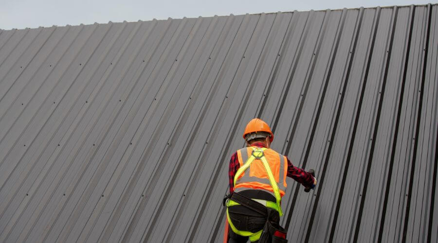 Expert Emergency Roof Repairs services in Tuttle, ND
